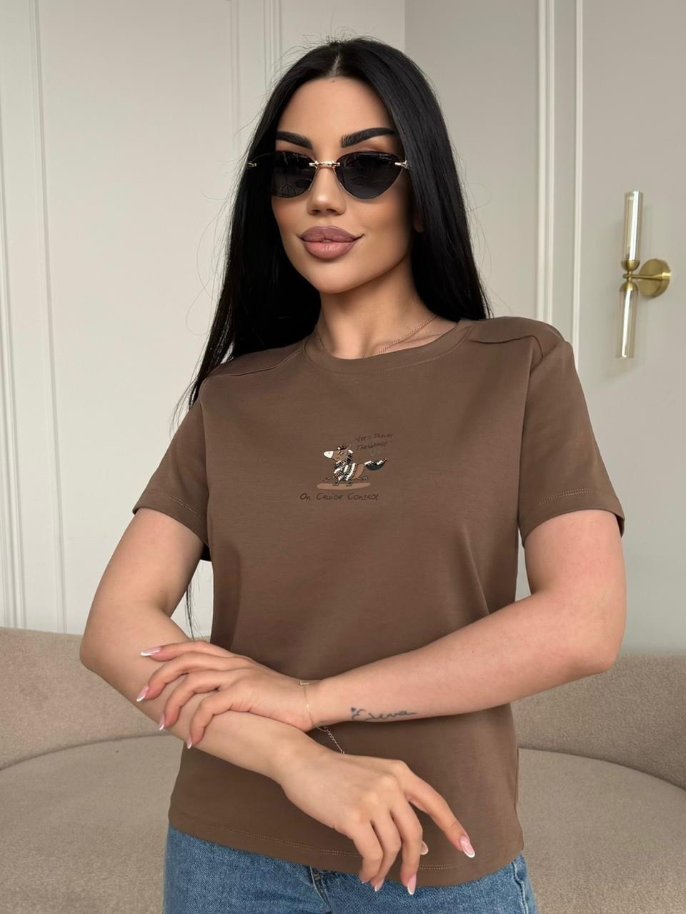 футболка женская,футболки для женщин,базовая женская футболка,футболка женская бежевая,футболки женские с принтом