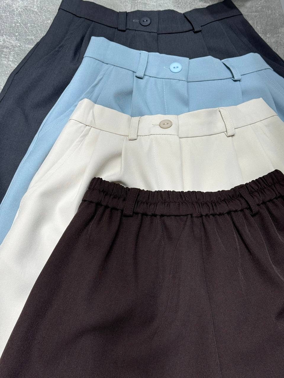 летние образы,модные образы,шорты женские,стильные наряды,повседневные шорты