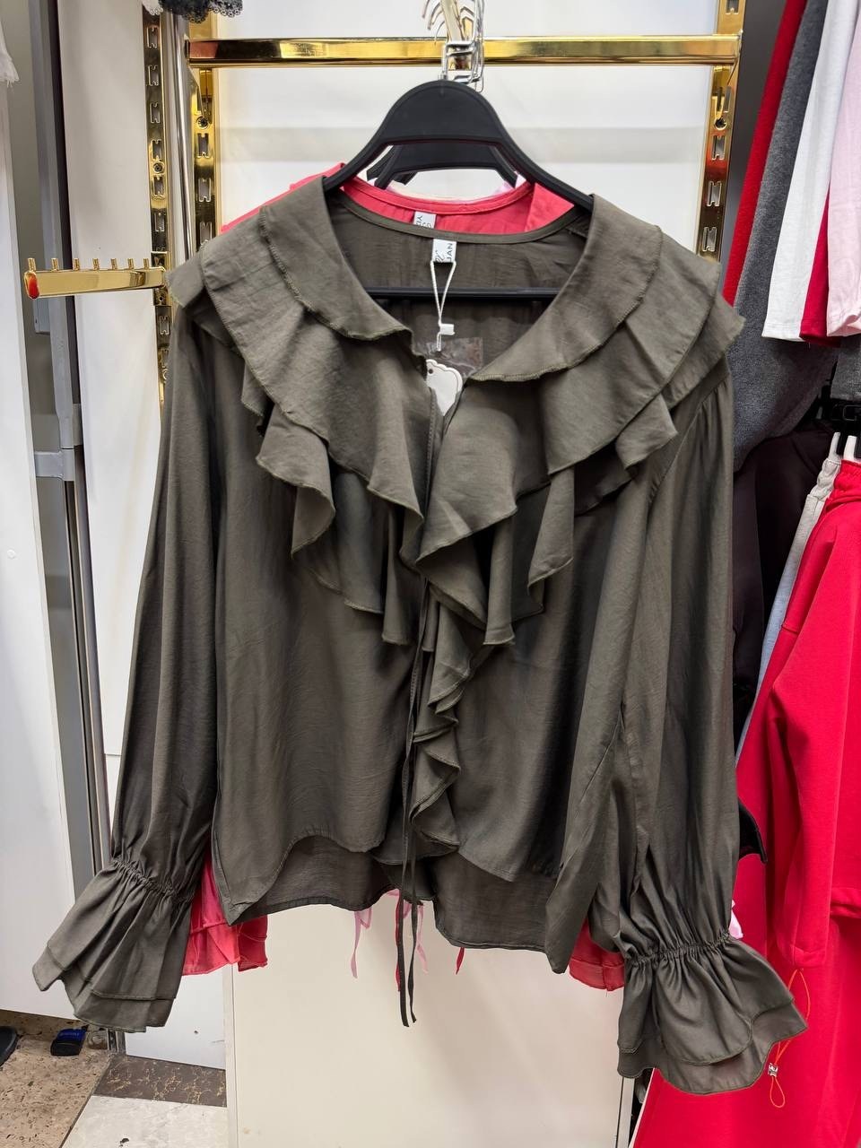 блузка с оборками,модная блузка,женская блузка,элегантная блузка с воланами и рюшами,блуза из шифона с рюшами