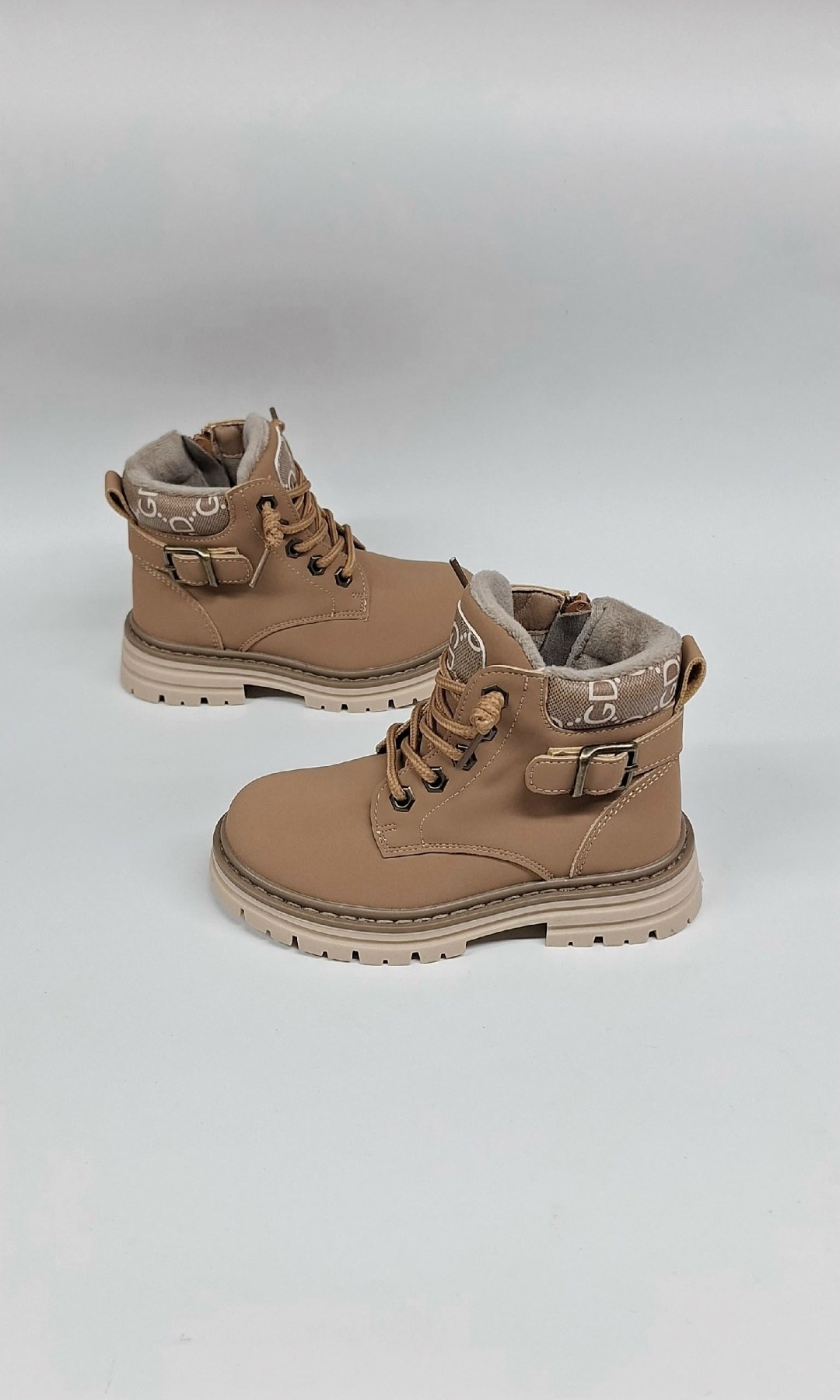 ботинки детские,,демисезонные ботинки,ботинки зимние детские,демисезонные детские ботинки