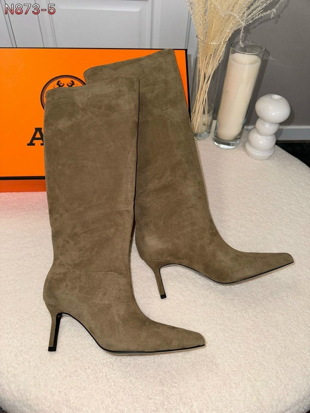 женские сапоги,сапоги модные,замшевые сапоги,сапоги на шпильках,сапоги натуральные