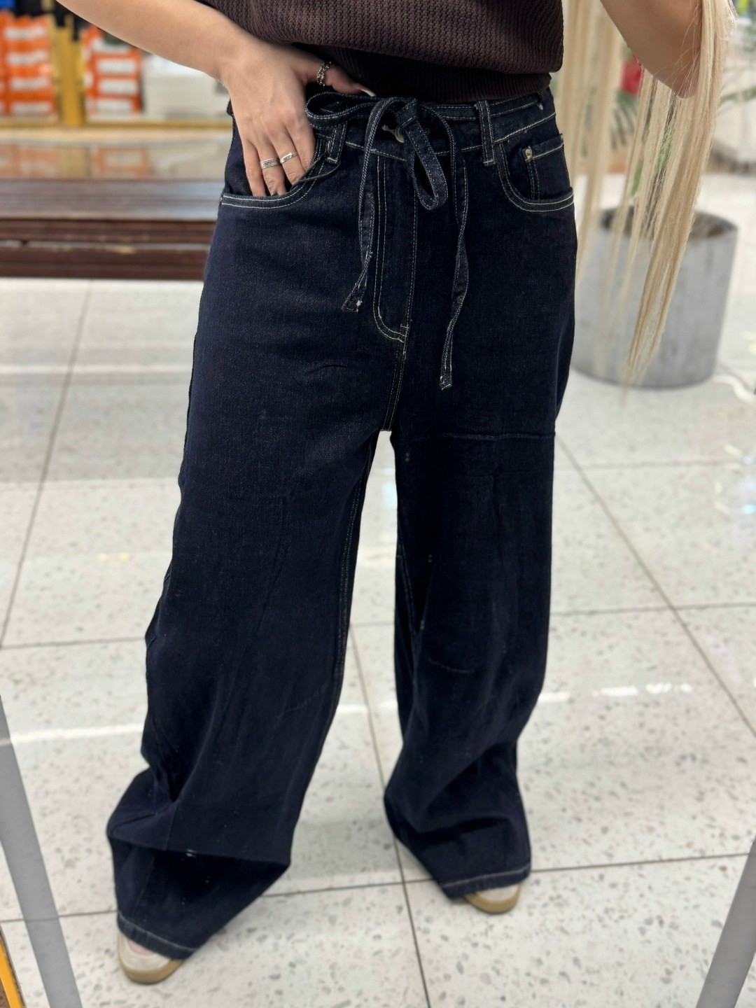 женские джинсы,джинсы,джинсы женские широкие,широкие джинсы черные,джинсы широкий