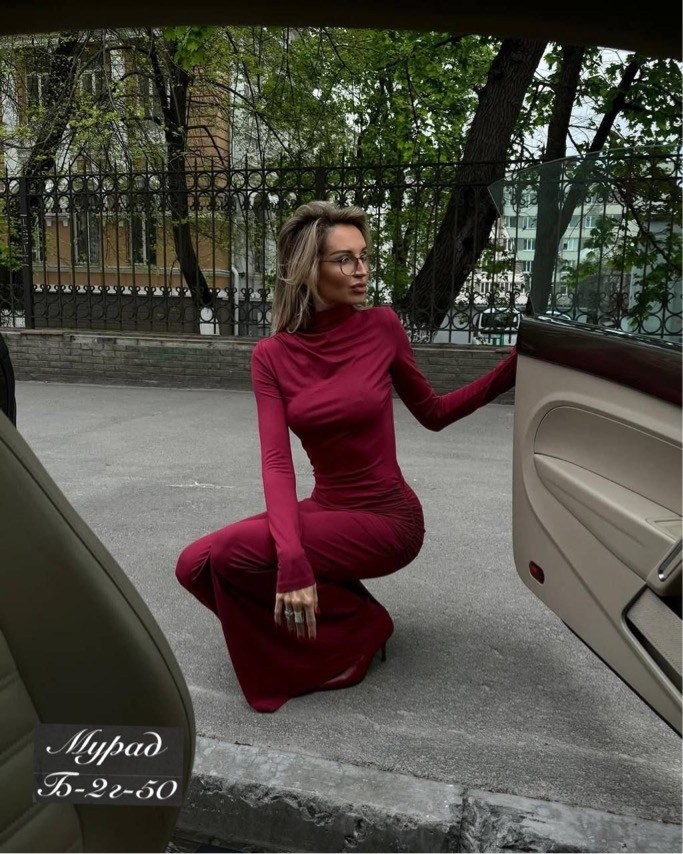 платье длинное облегающее,платье бордовое,платье длинное бардовое облегающее,длинное платье,платье женское