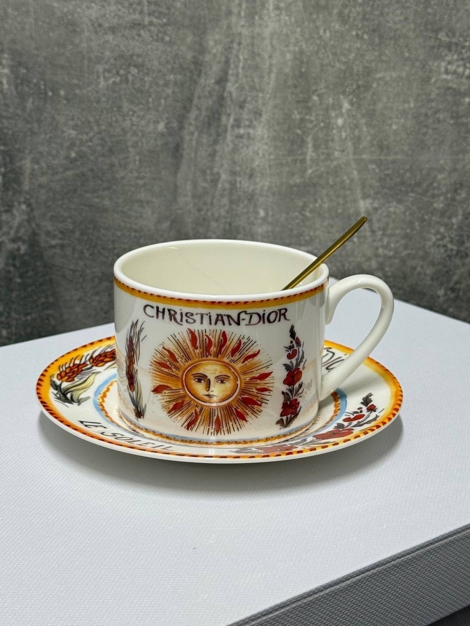 сервиз чайный, посуда dior кофейная пара,чайная пара dior,чайный сервиз dior,посуда диор,чайный сервиз dior le soleil