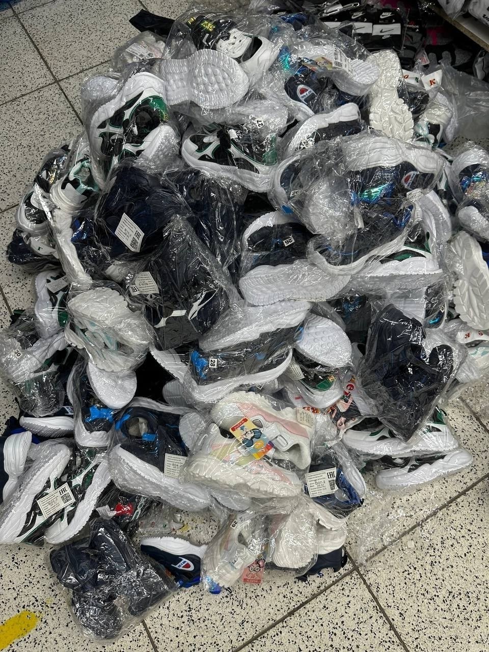 оптом,,спортивный , для бега,баскетбольная