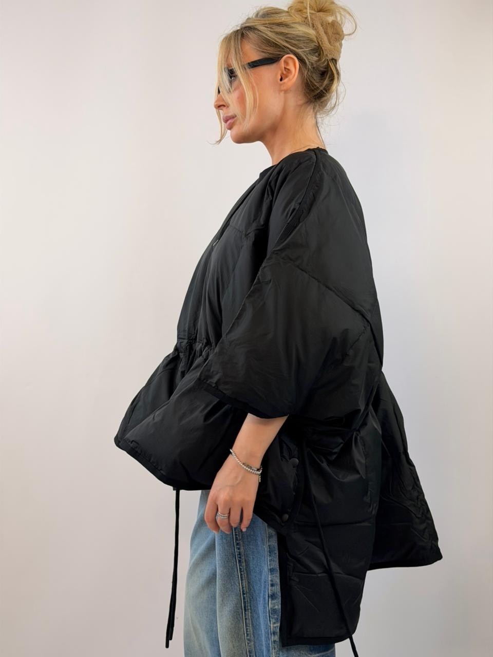 куртка демисезонная с капюшоном oversize okxana utova brand,куртка демисезонная с капюшоном oversize oksana utova brand,куртка оверсайз,пуховик оверсайз,куртка демисезонная с капюшоном oversize okrana