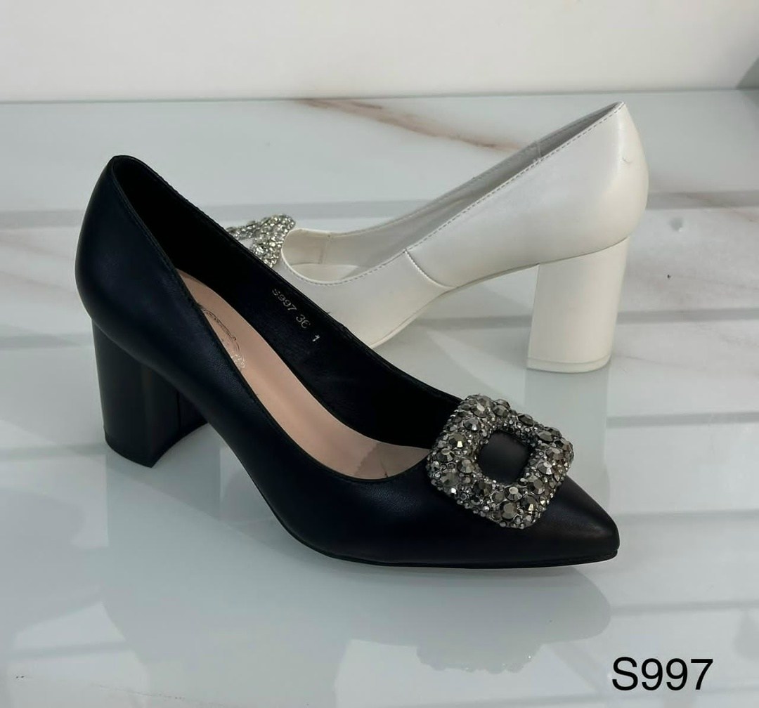 ,туфли женские,туфли,бежевые туфли paolletti на устойчивом каблуке,каблуки туфли