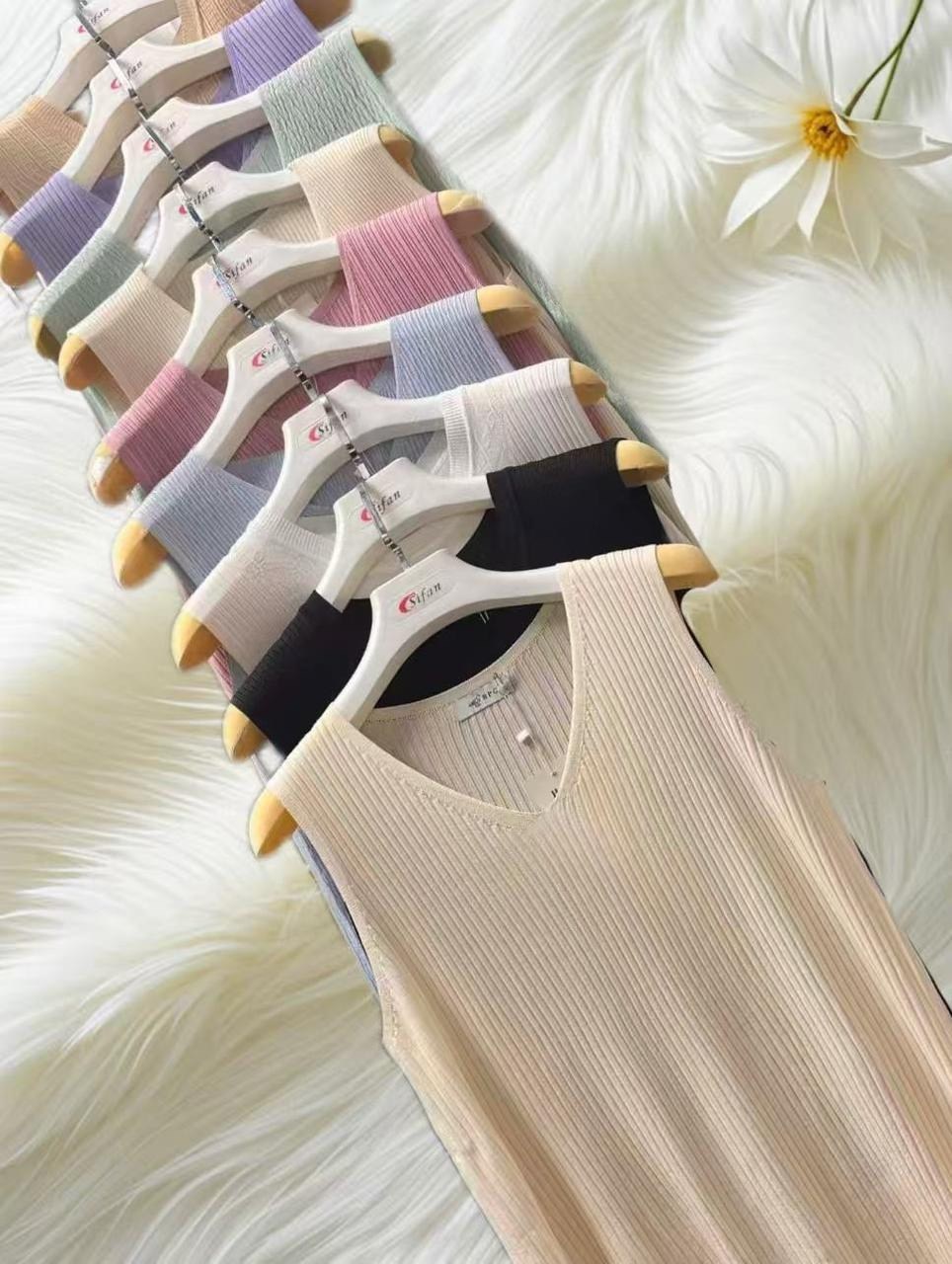 женский вязаный жилет,вязаные платья,трикотажное платье,платье,платье жилет