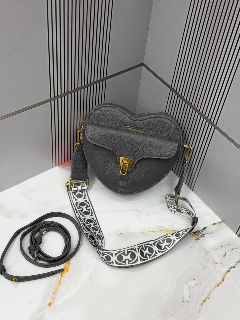 сумка coccinelle,coccinelle сумка на плечо,сумка женские,сумочка,сумка