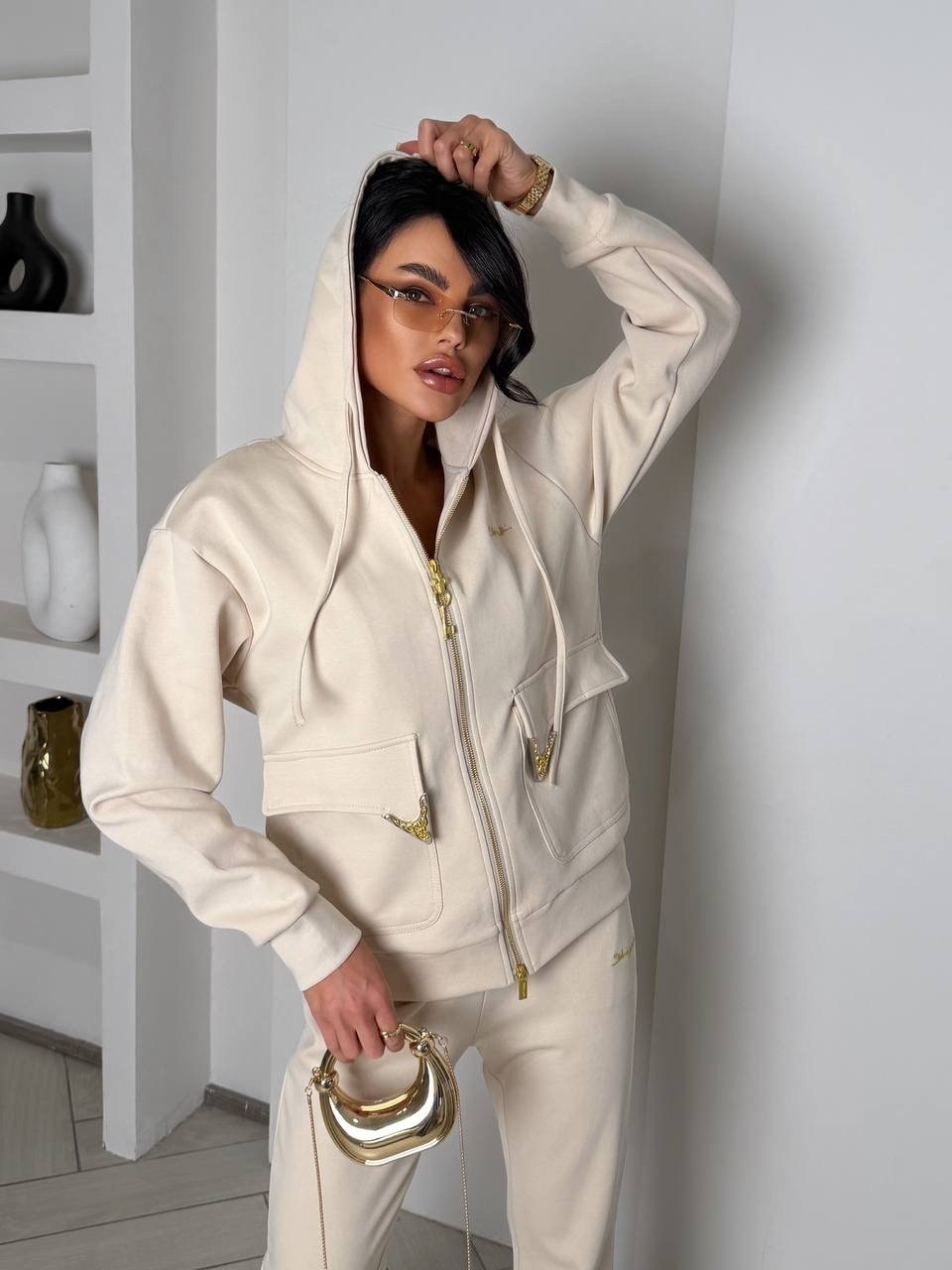 loro piana женский бежевый костюм premium,костюм бежевый,спортивный костюм,женский костюм,костюм loro piana женский