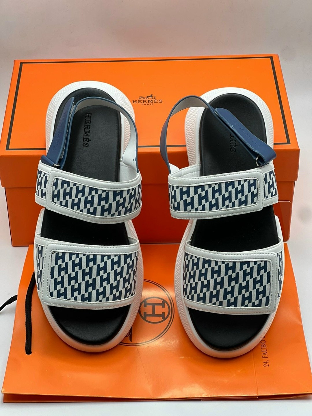 сандалии hermes,босоножки hermes,,босоножки хермес 2026,босоножки женские hermes