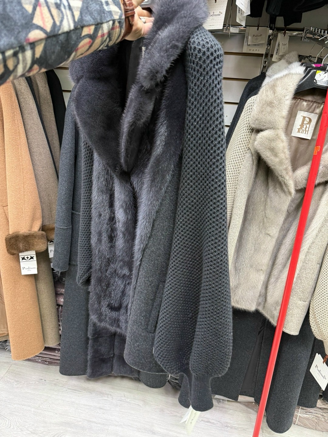 кардиган с отделкой меха норки английский ворот,кофта с мехом,норковая шуба,шуба,женская куртка из натурального норкового меха