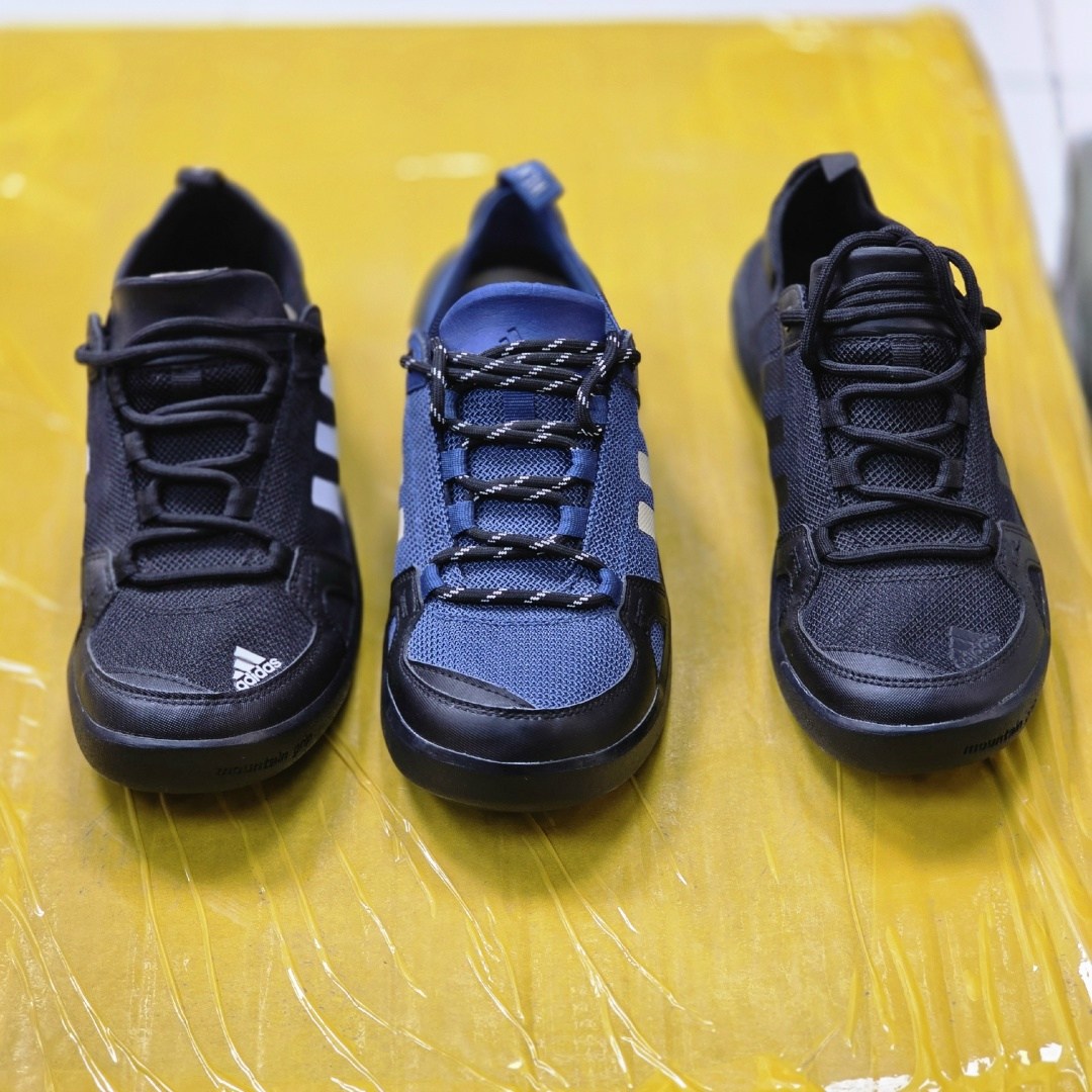 adidas daroga кроссовки мужские,кроссовки adidas,кроссовки адидас мужские весна лето,,кроссовки адидас с сеткой на подошве