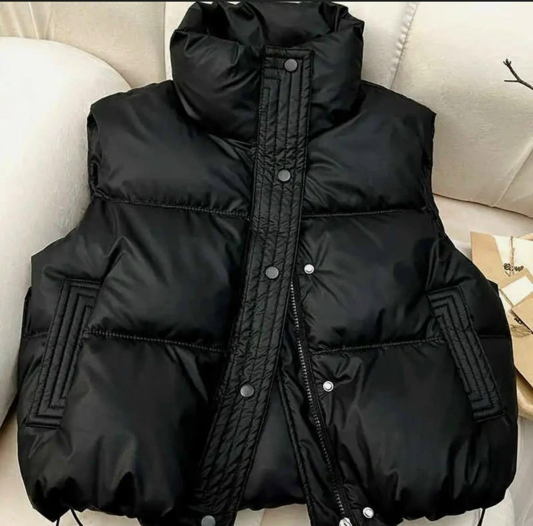 теплый жилет,жилетка женская,жилетка демисезонная утепленная,пуховой жилет,жилетка женская черная дутая