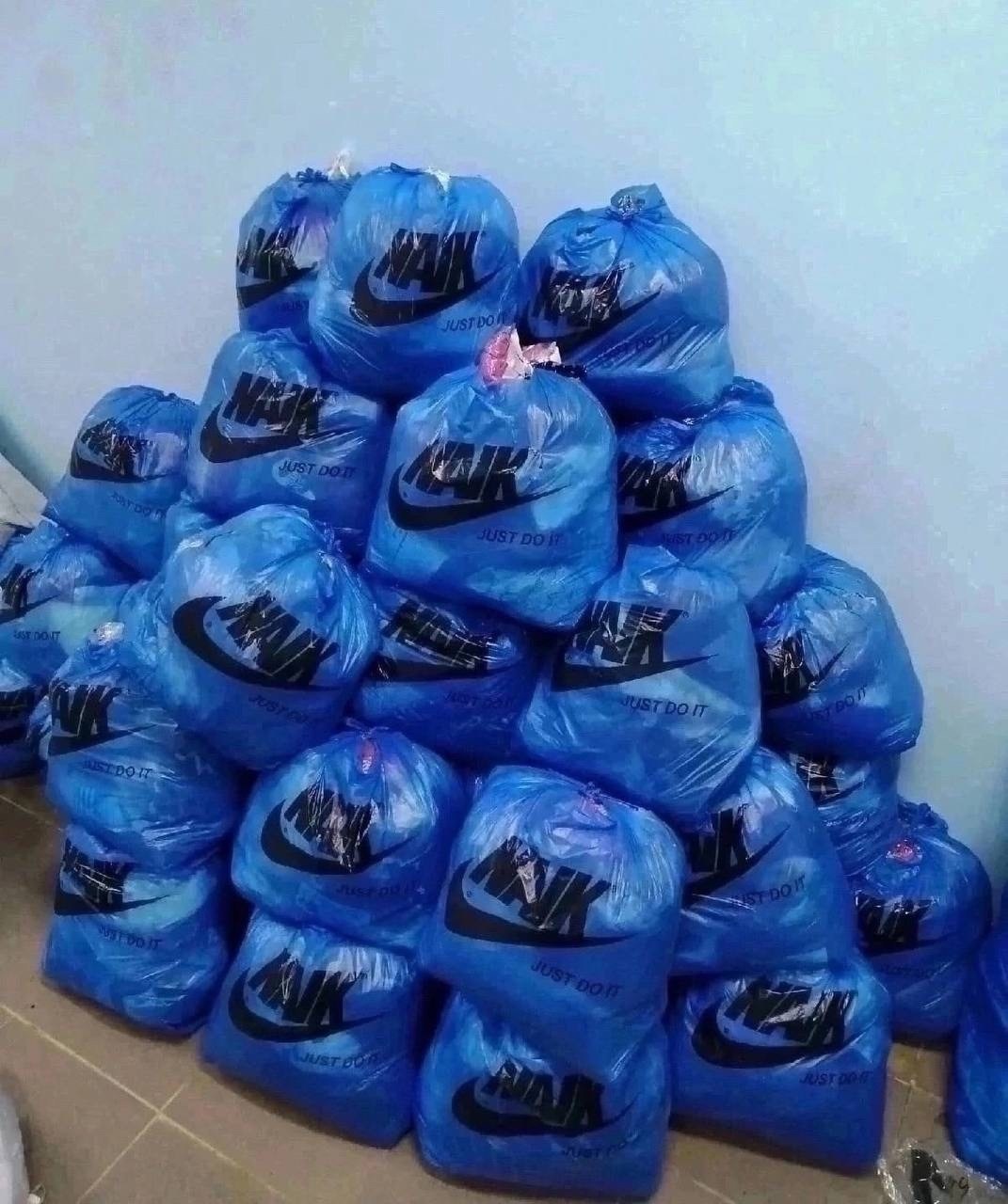 в пакете,пакеты пакеты,рюкзак,пакеты майка,пакет найк