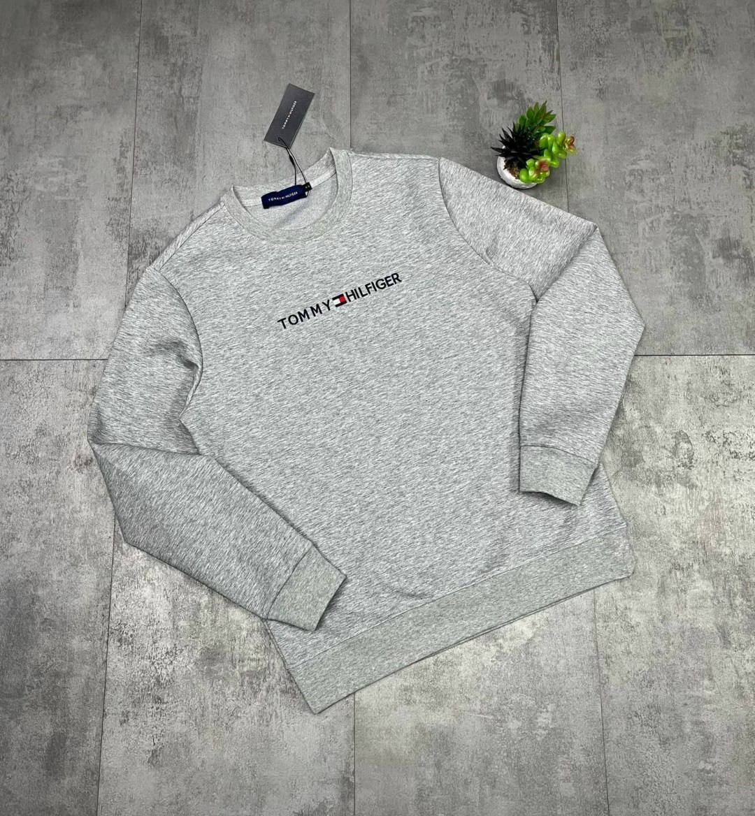 томми хилфигер свитшот серый,свитшот мужской tommy hilfiger,свитшот томми хилфигер,свитшот мужской серый томми хилфигер,кофта томми хилфигер