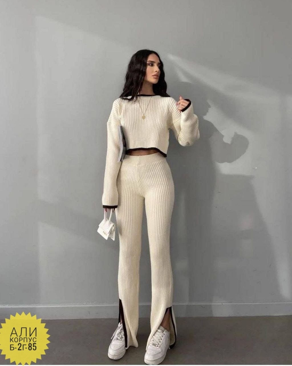 костюм двойка лапша,женский брючный костюм лапша,брючный костюм из мягкого трикотажа,трикотажный вязаный костюм в рубчик с брюками палаццо,костюм из трикотажа лапша с брюками