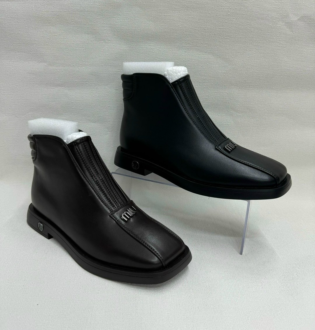 ботинки balenciaga,женские кожаные ботинки balenciaga чёрного цвета,женские ботинки,,женские чёрные кожаные ботинки balenciaga