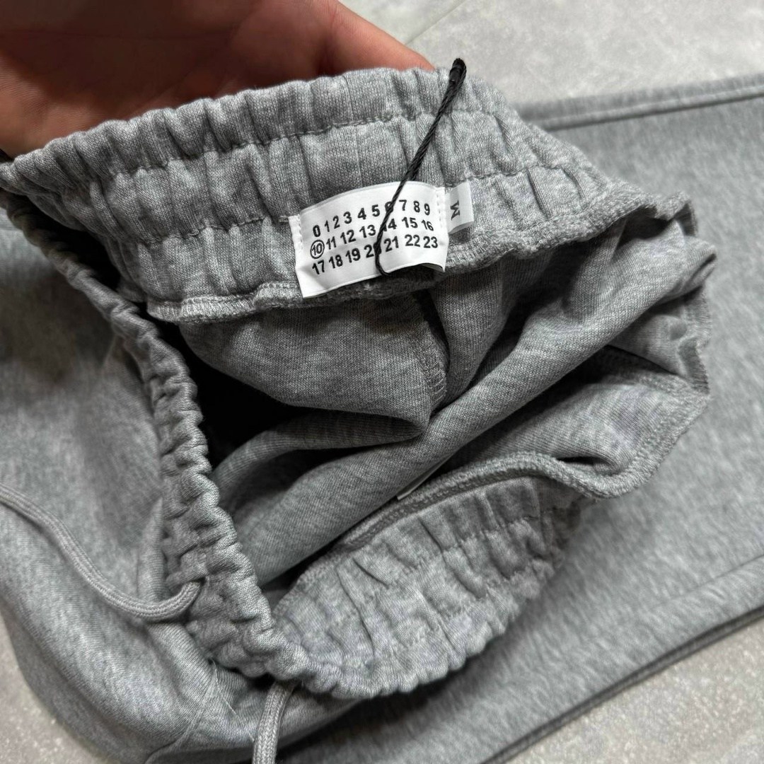 брюки спортивные,мужские спортивные брюки,мужские спортивные брюки descente из хлопка,спортивные штаны,мужские спортивные штаны