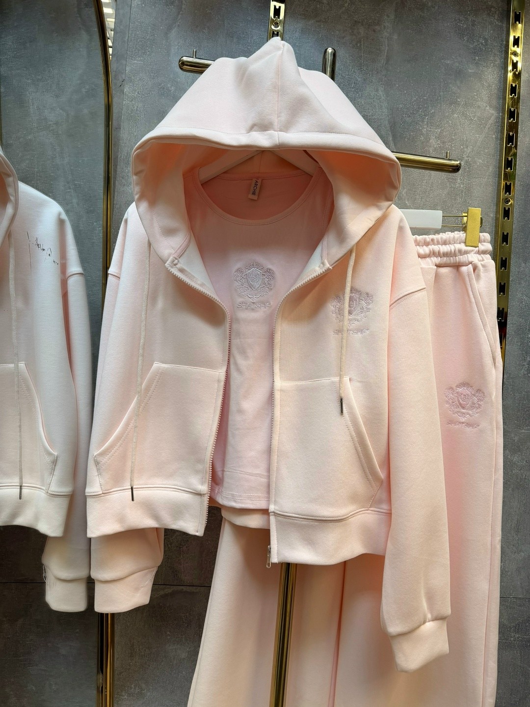 костюм спортивный,женские костюмы,спортивный костюм женский,костюм на флисе,спортивные костюмы