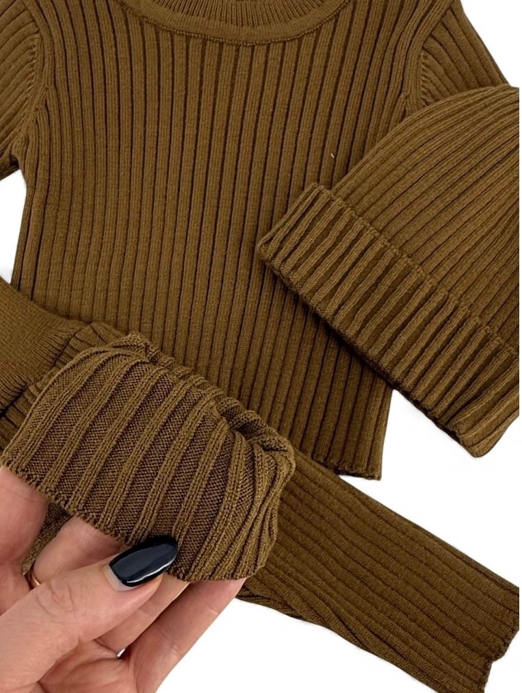 вязаные комплекты,одежда для новорожденного,вязаный комплект для малыша,вязаный костюм для новорожденных,костюм для малыша