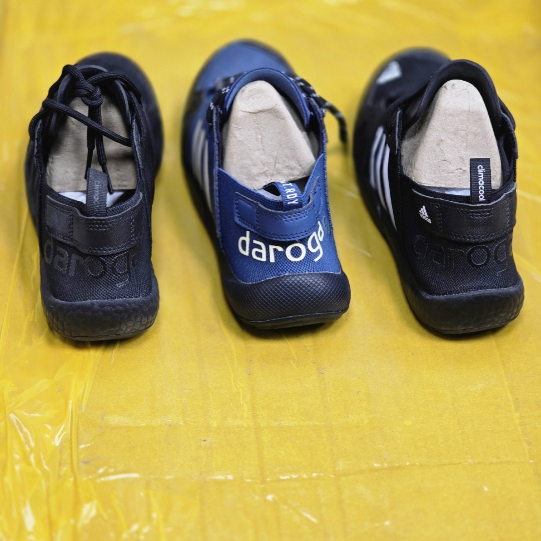 adidas daroga кроссовки мужские,кроссовки adidas,кроссовки адидас мужские весна лето,,кроссовки адидас с сеткой на подошве