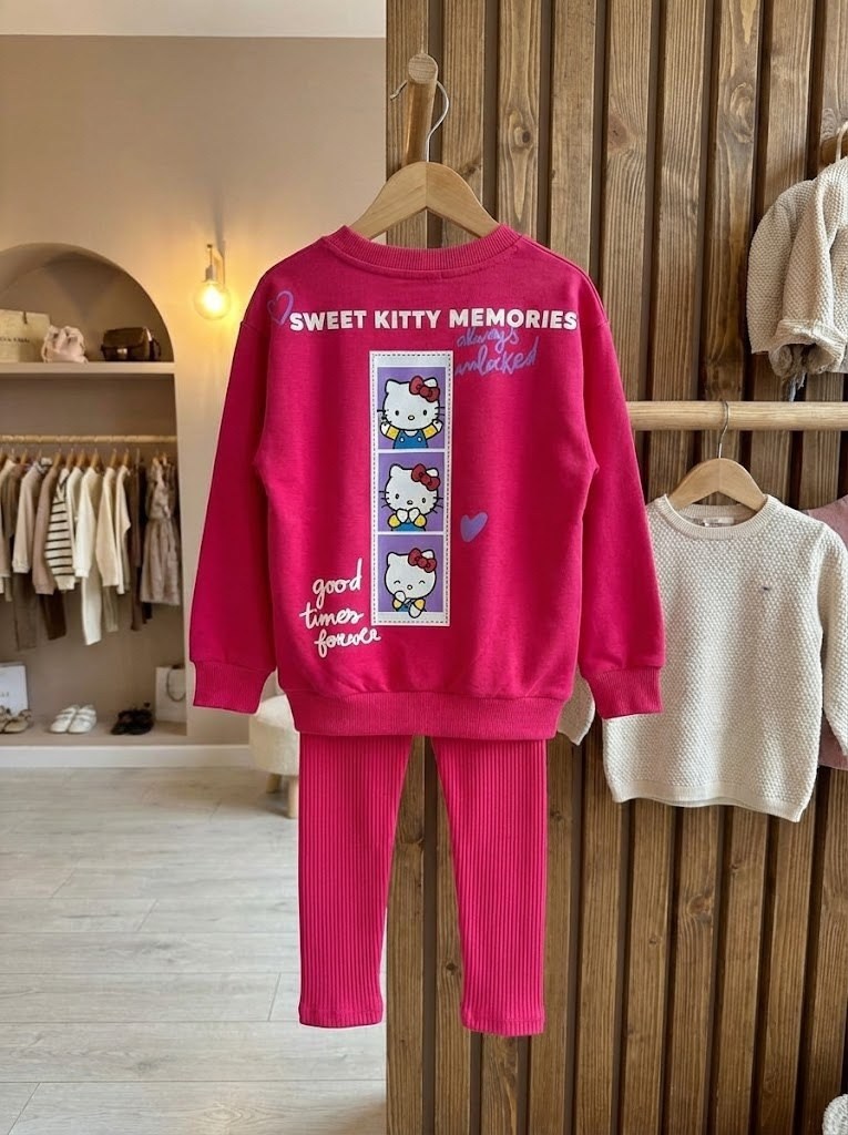 розовый свитшот oversize с принтом hello kitty для девочки,розовый свитшот с принтом hello kitty gloria jeans,кофта хелло китти,розовый свитшот с принтом hello kitty для девочки,кофта кити