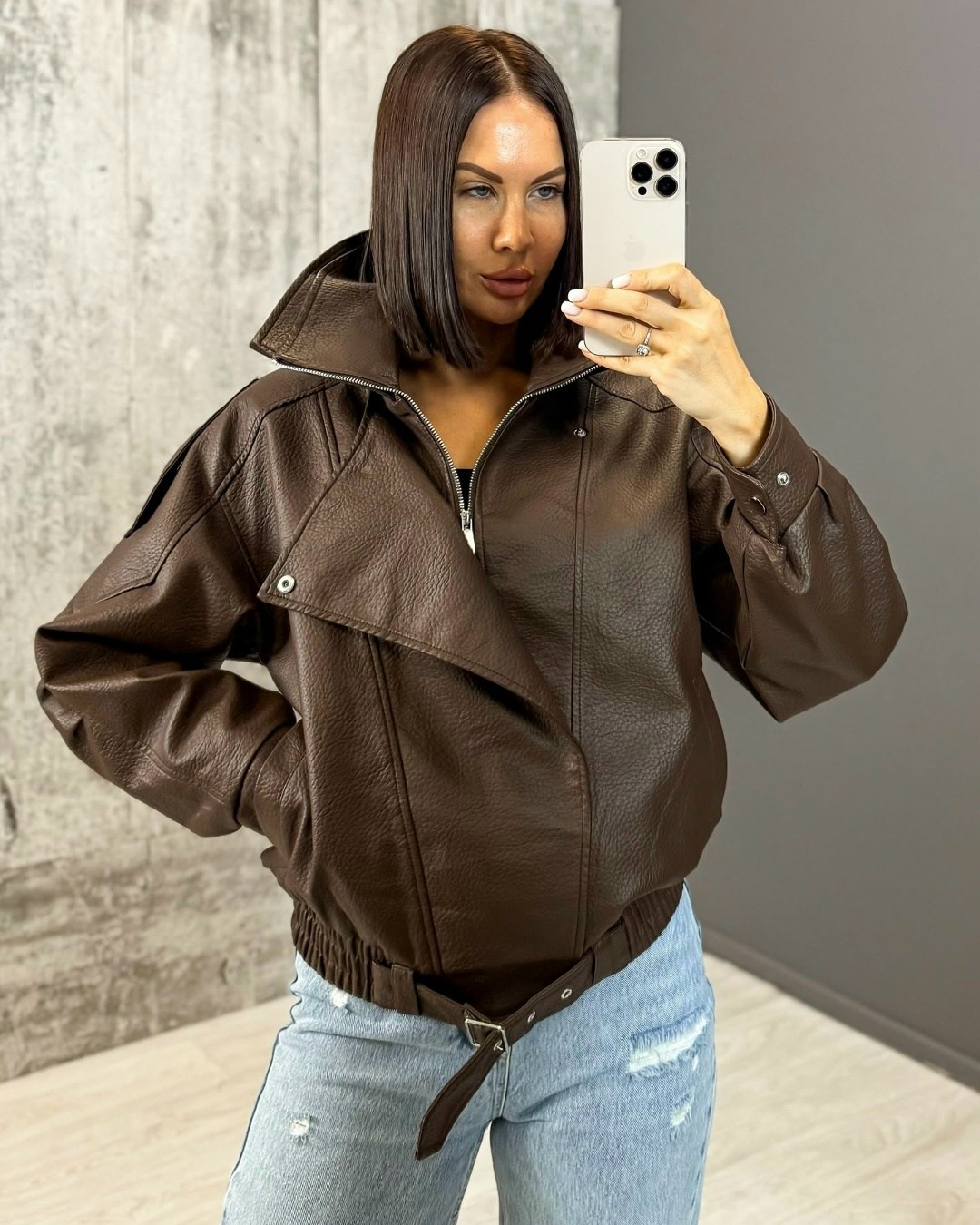 женская куртка кожаная оверсайз короткая okssana firsanova,косуха женская куртка кожаная оверсайз,косуха куртка кожаная оверсайз chauzi,женская куртка кожаная оверсайз короткая oksana firsanova,косуха