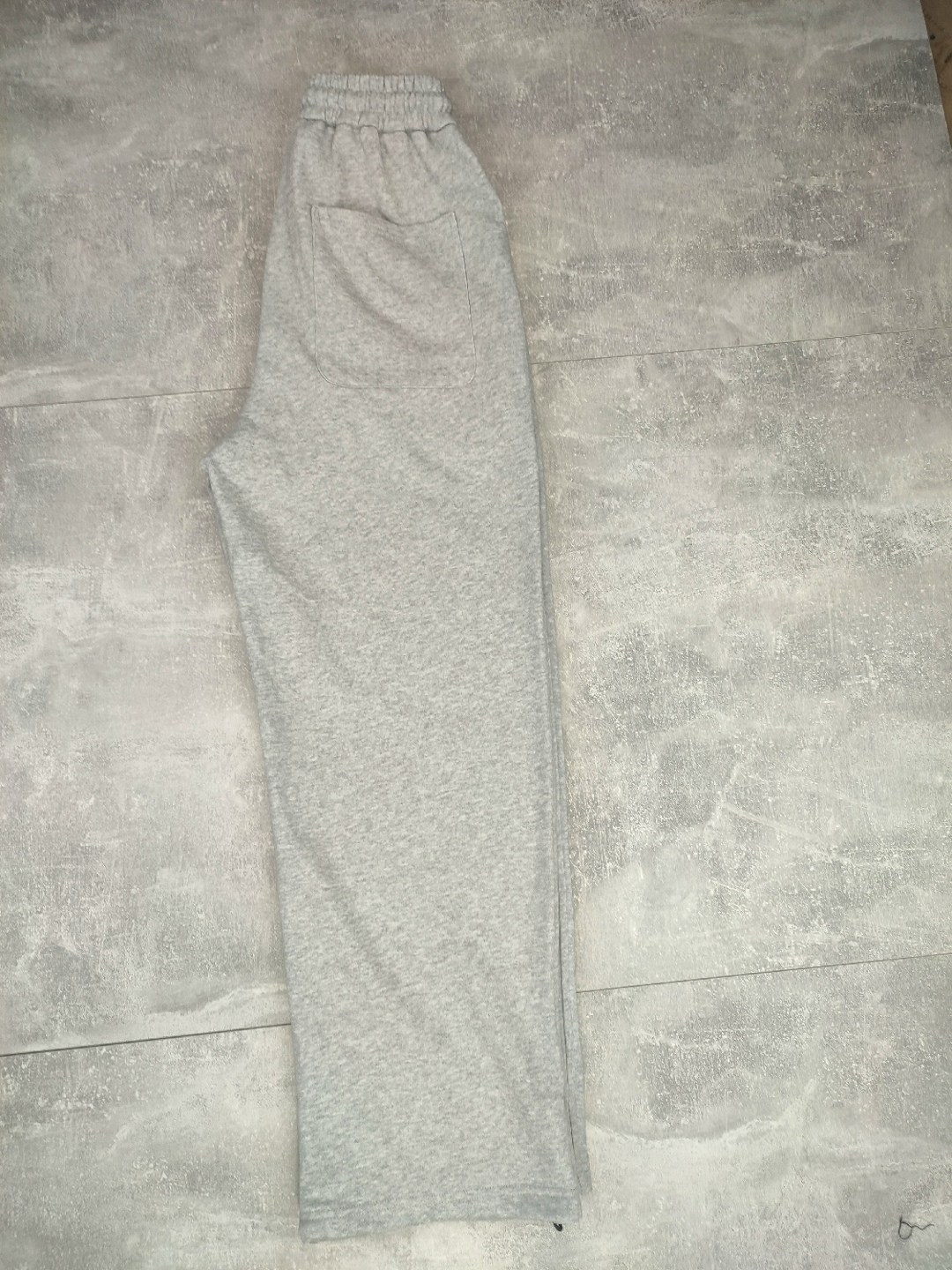 брюки спортивные,спортивные джоггеры,джоггеры серые,спортивные брюки мужские,спортивные штаны