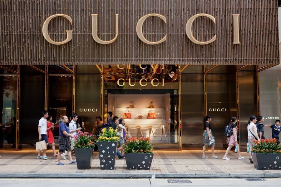 gucci футболка,футболка детская gucci,футболки гуччи,футболка gucci женская,футболка базовая с принтом gucci
