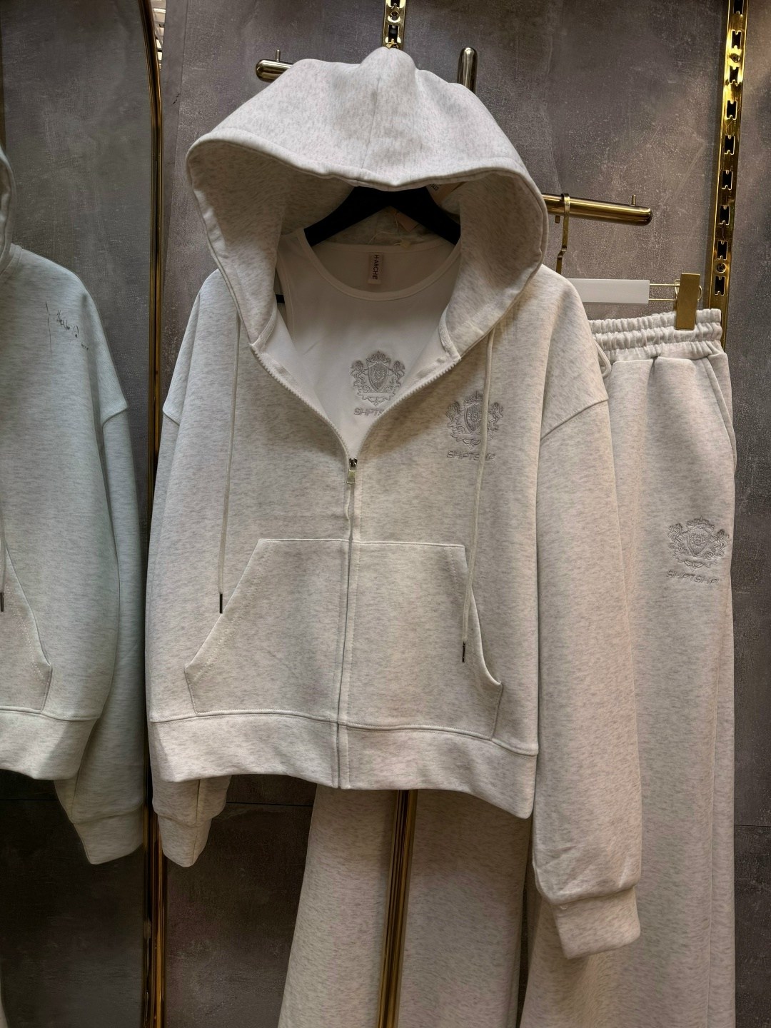 костюм спортивный,женский костюм,спортивный костюм женский,спортивный костюм женский на флисе,костюм спортивный с начесом eva coosh