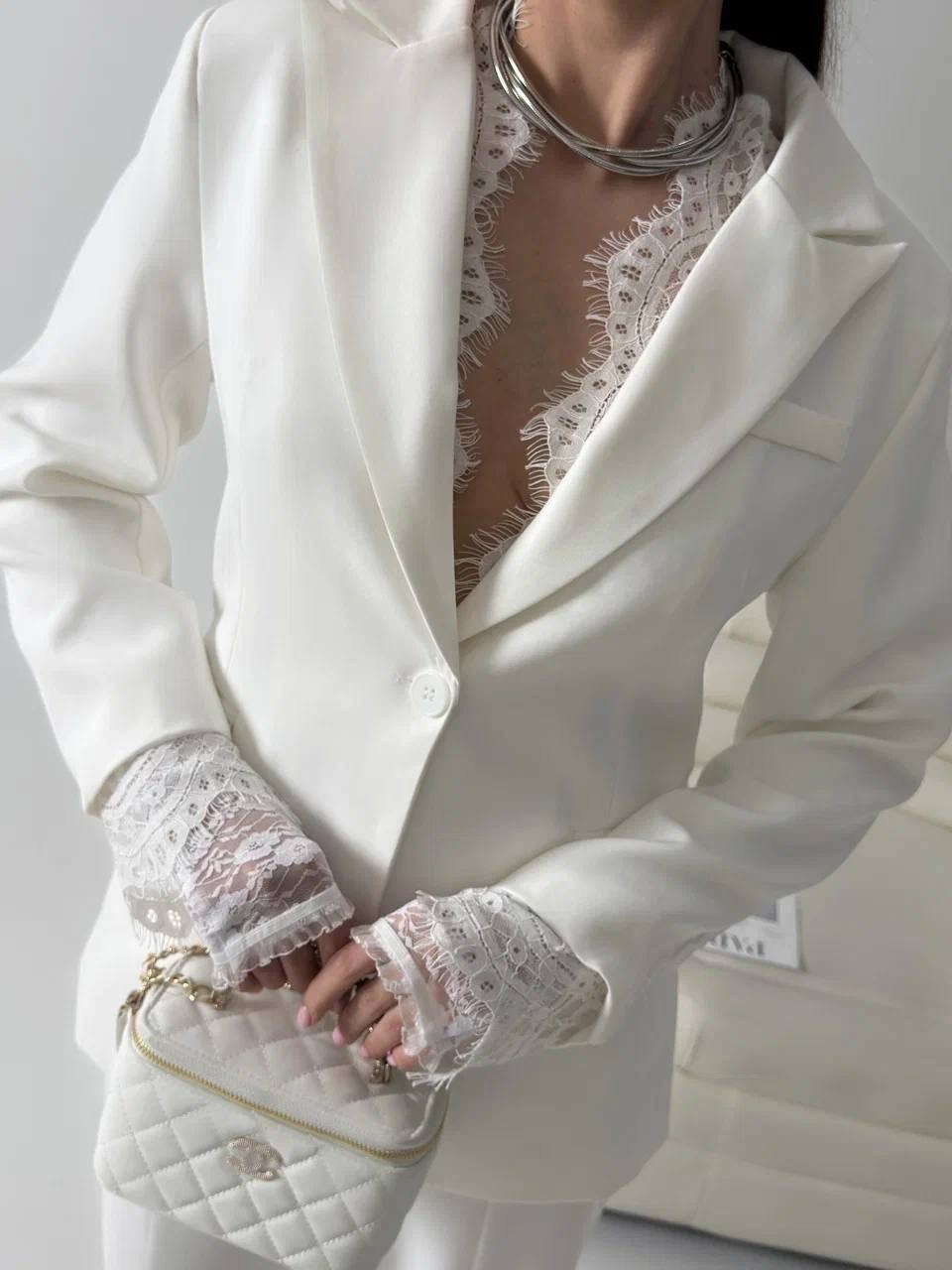 белый брючный костюм свадебный женский,свадебный брючный костюм,женский белый брючный костюм тройка,брючный костюм белый,брючный костюм для невесты