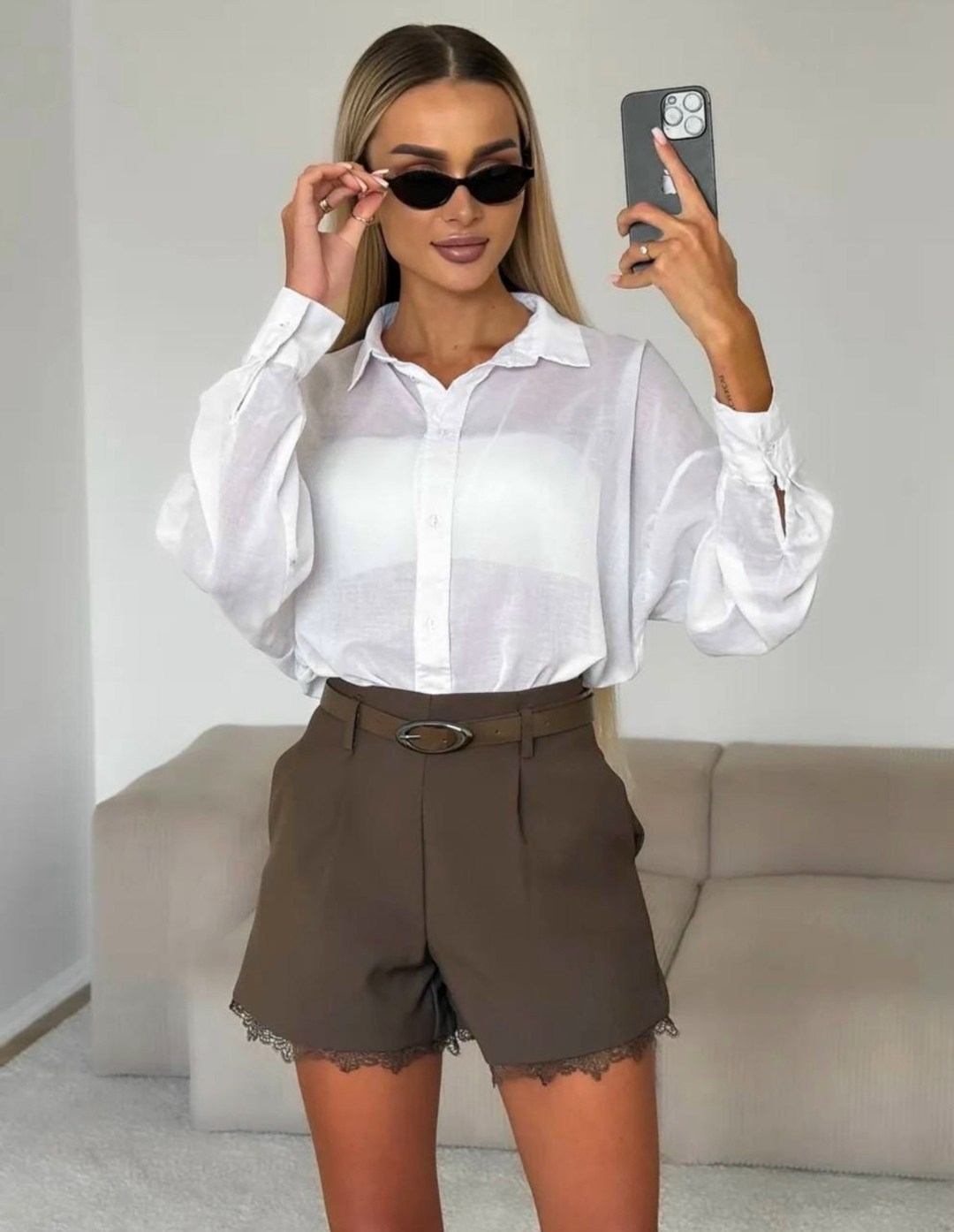 шорты классические женские,шорты классические,элегантная блузка,женские блузки,женские шорты