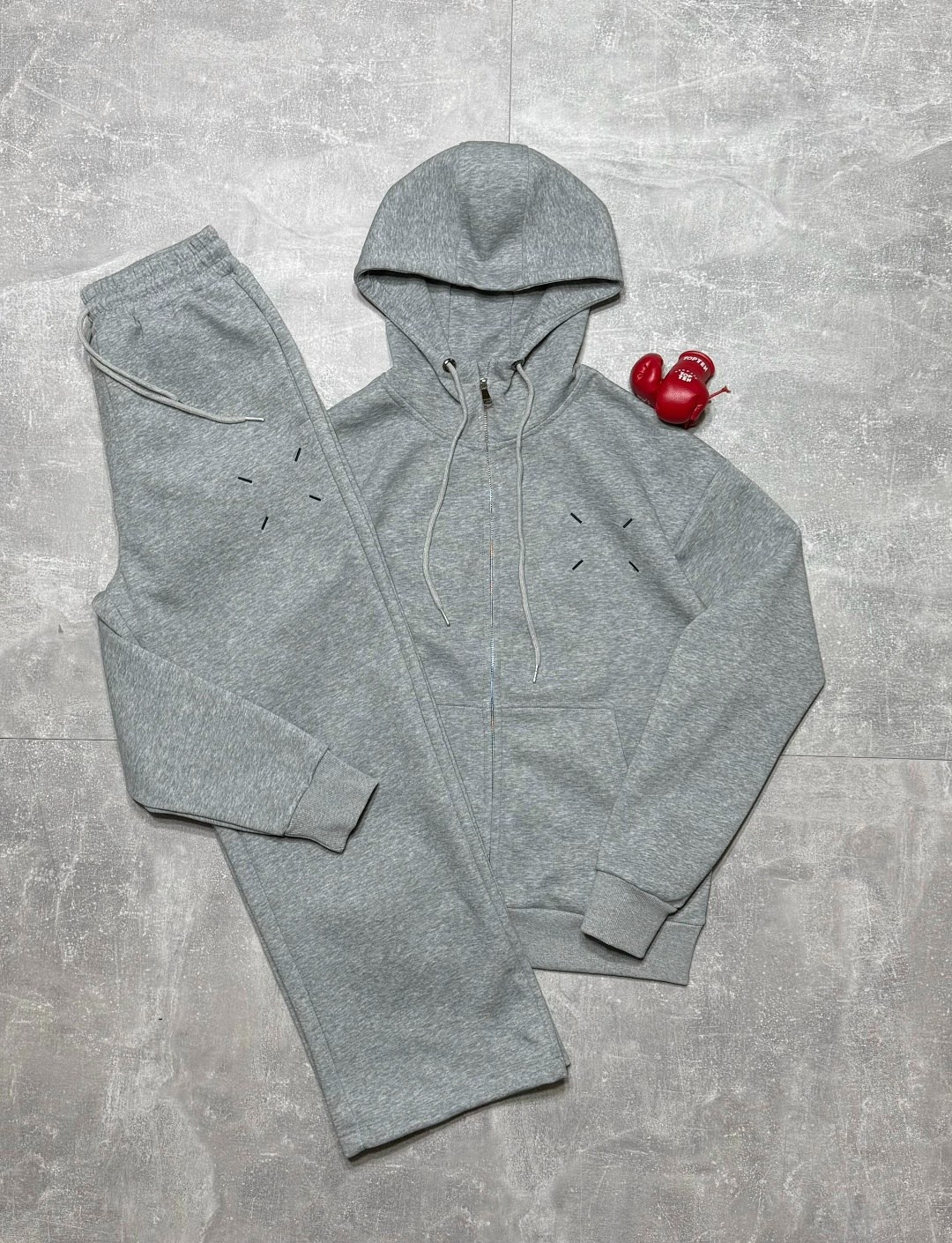 спортивный костюм brunello cucinelli,кашемировый костюм loro piana,мужской спортивный костюм brunello cucinelli,спортивный костюм loro piana,спортивный костюм brunello cucinelli solomeo