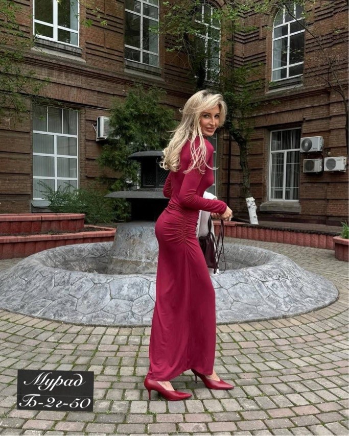 платье длинное облегающее,платье бордовое,платье длинное бардовое облегающее,длинное платье,платье женское