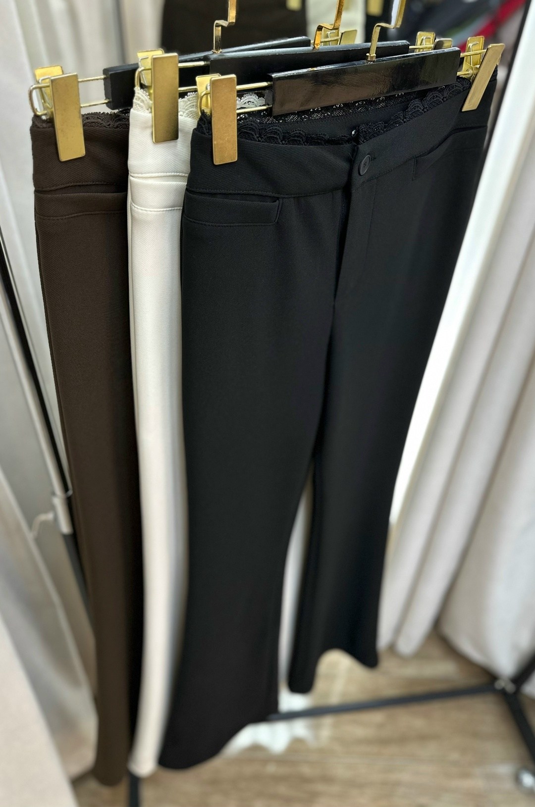 брюки женские клеш,молодежные шикарные брюки-клеш,модные брюки клеш,брюки классические клеш,черные джинсы клеш