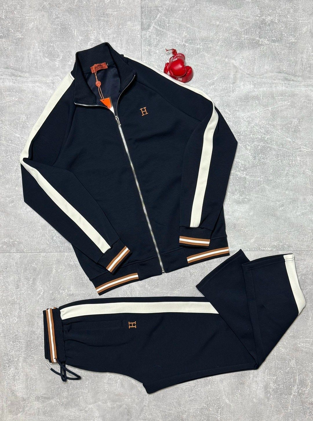 спортивный костюм hermes,спортивный костюм hermes мужской,мужской спортивный костюм,спортивный костюм,спортивный костюм мужской спортивный костюм