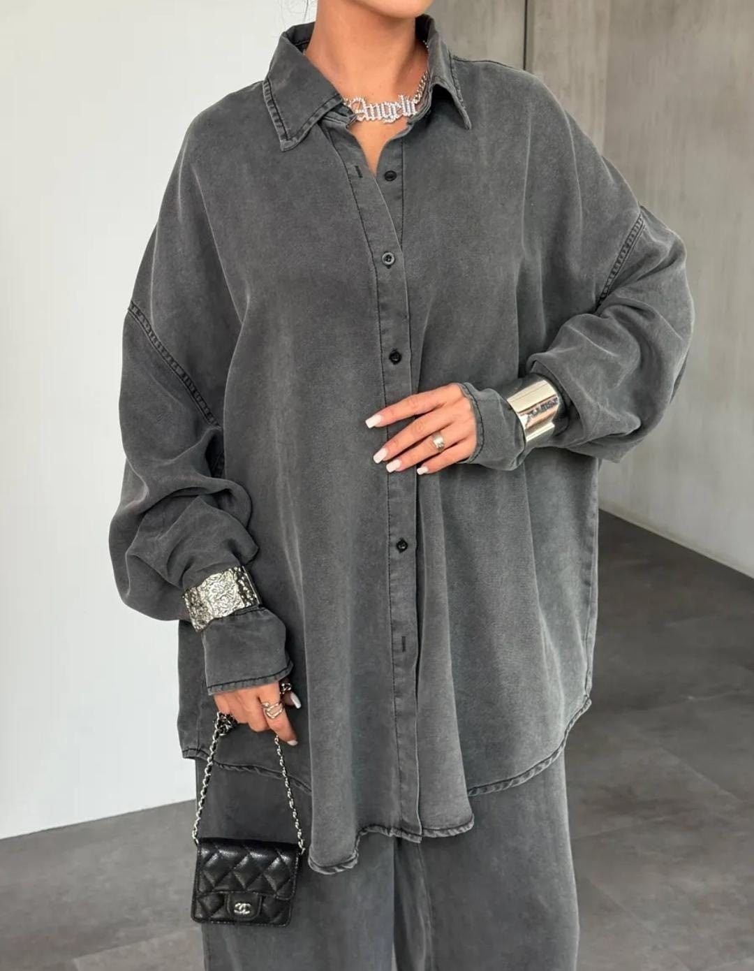 комбинезон женский джинсовый,джинсовый комбинезон,джинсовые костюмы женские,джинсовые костюмы,костюм повседневный