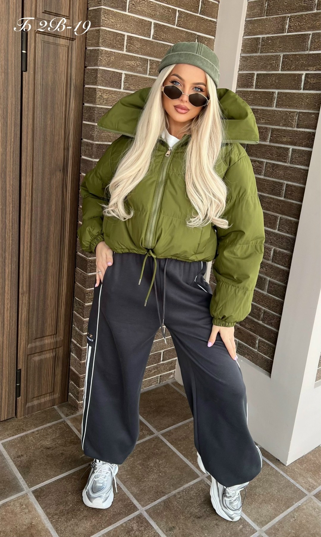 пуховик куртка короткий зефирка с капюшоном на молнии,женская куртка,куртка пуховик,куртка демисезонная,повседневная куртка