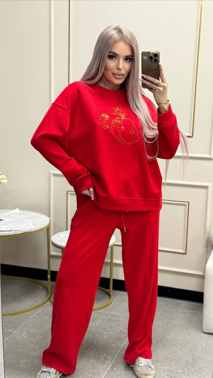 костюм спортивный,женские костюмы спортивные,женский костюм,красный костюм,костюм