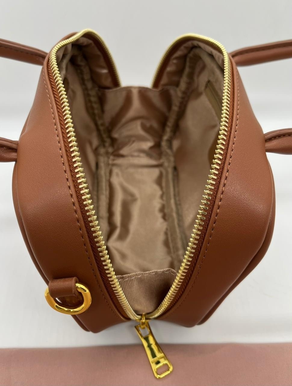 сумка женская miu miu,сумка miu miu,сумка,сумка миу миу,сумка miu miu на плечо