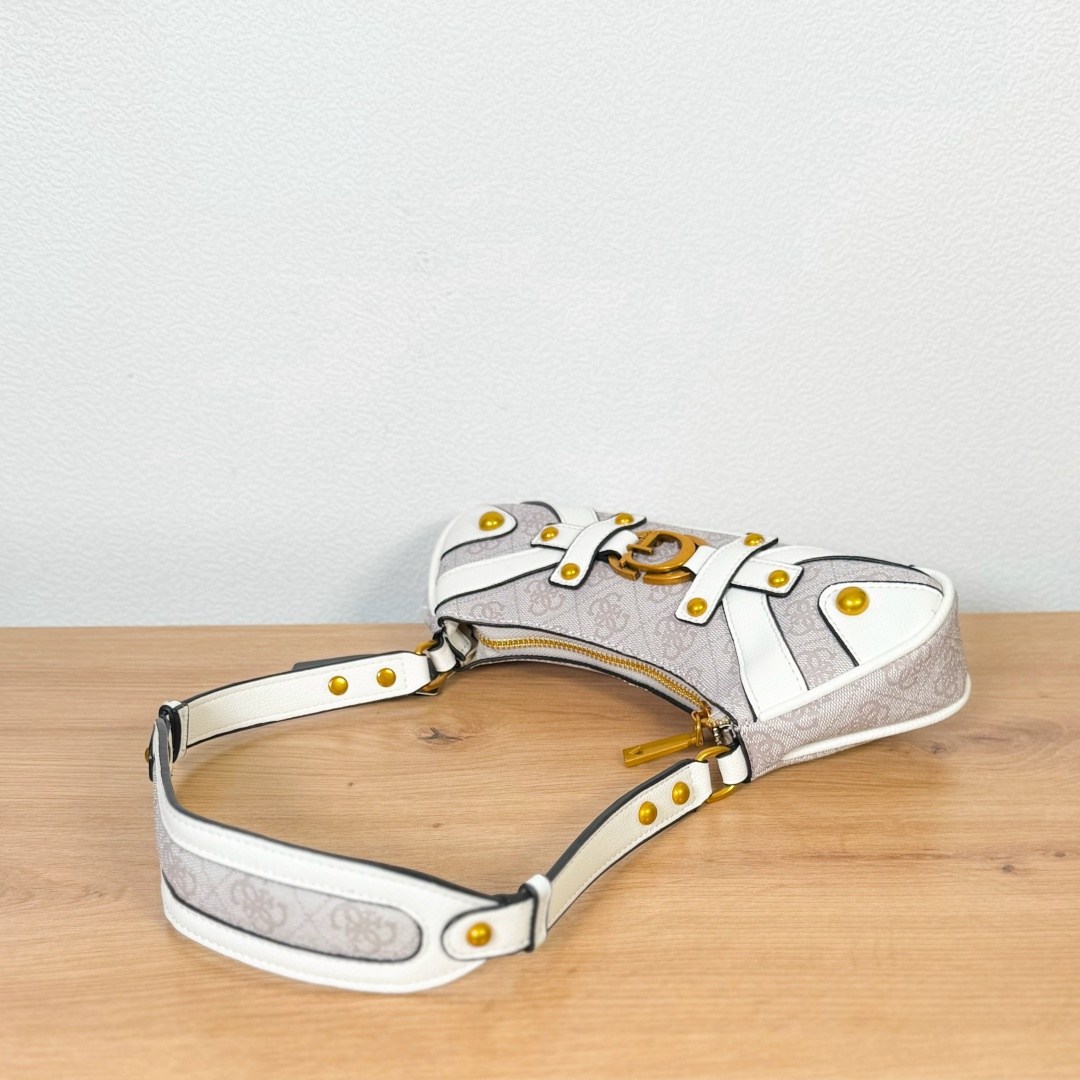 женская сумка guess,сумка guess,сумка через плечо guess,белая сумка guess,сумка на плечо guess