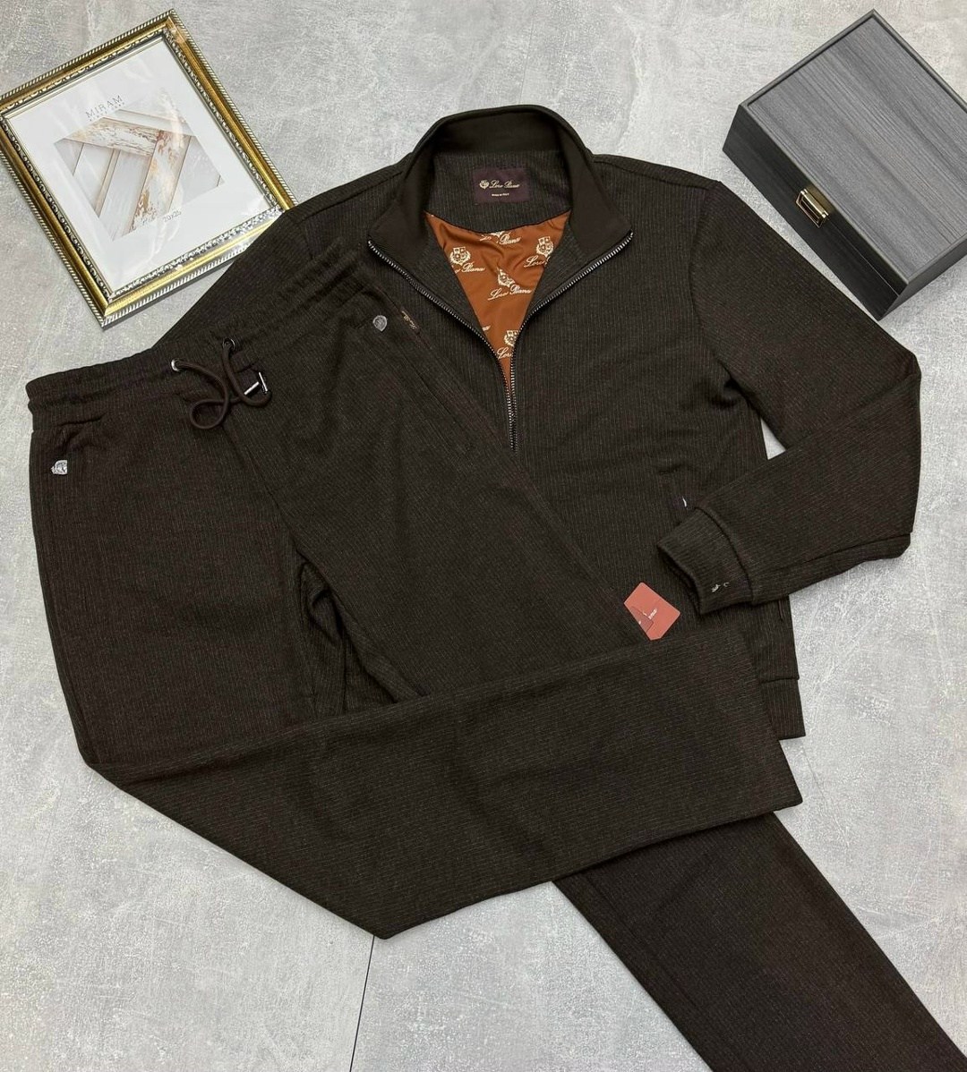 спортивный костюм loro piana,мужские спортивные костюмы,костюм loro piana,спортивный костюм,мужской костюм