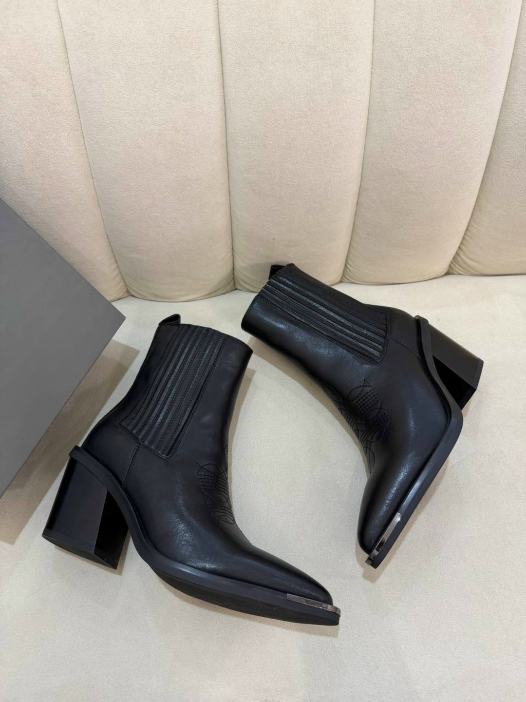 ,ботильоны женские,ботильоны кожаные,казаки женские,полусапоги