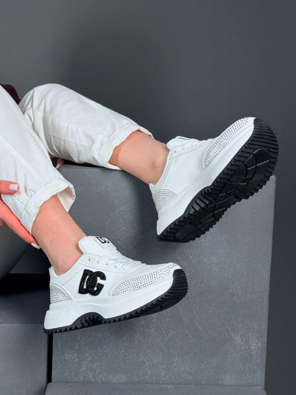 кроссовки женскиe,,кроссовки женские белый,белые кроссовки,женские модные кроссовки