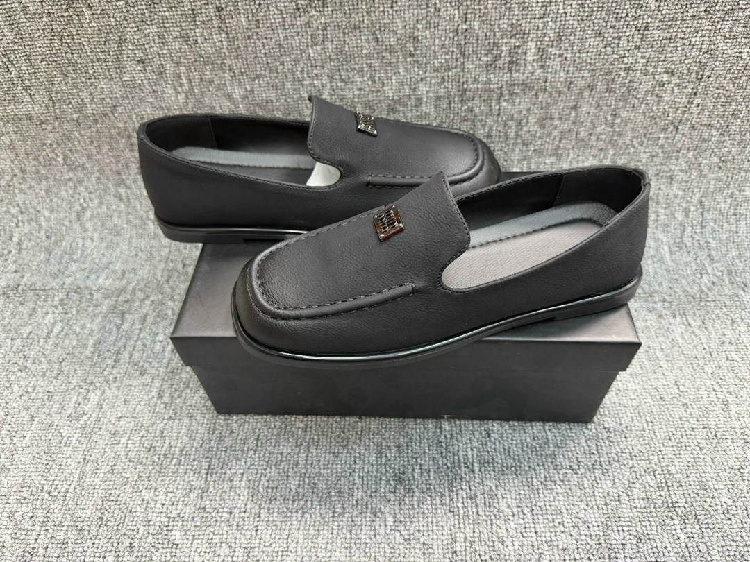 ,женские лоферы loro piana,модные лоферы,женские лоферы,лоферы женская