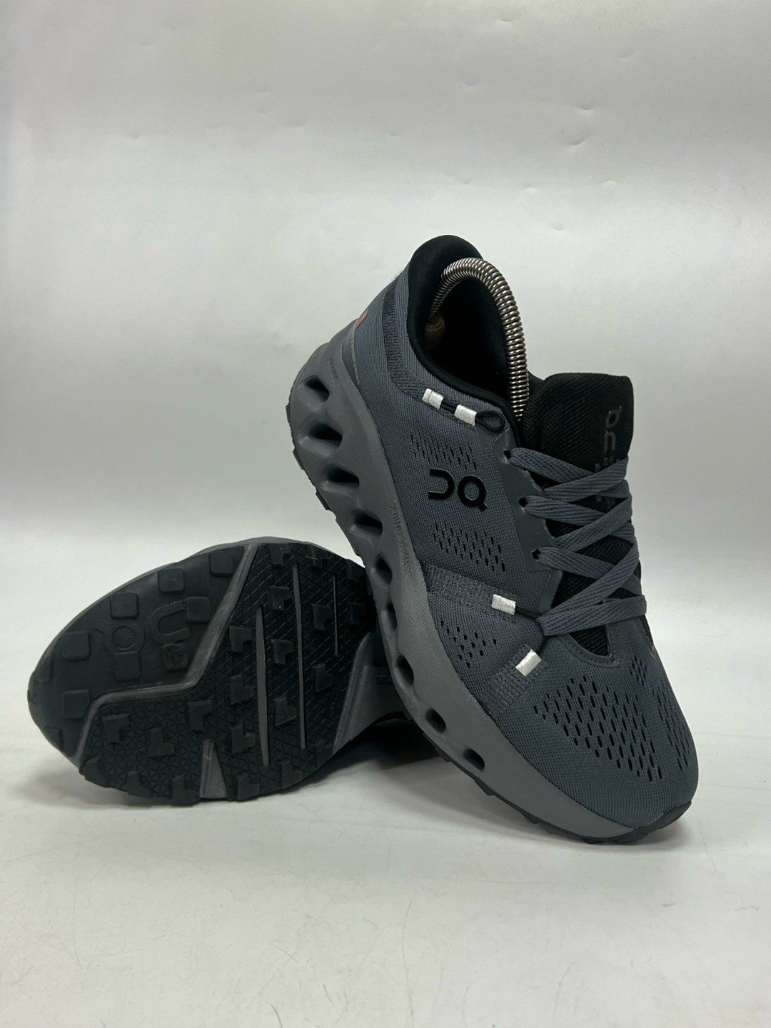 кроссовки on cloudsurfer trail waterproof, цвет black/eclipse,кроссовки,мужские кроссовки,кроссовки cпортивные,кроссовки повседневные