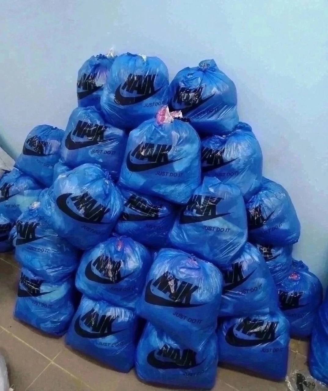 в пакете,пакеты пакеты,рюкзак,пакеты майка,пакет найк