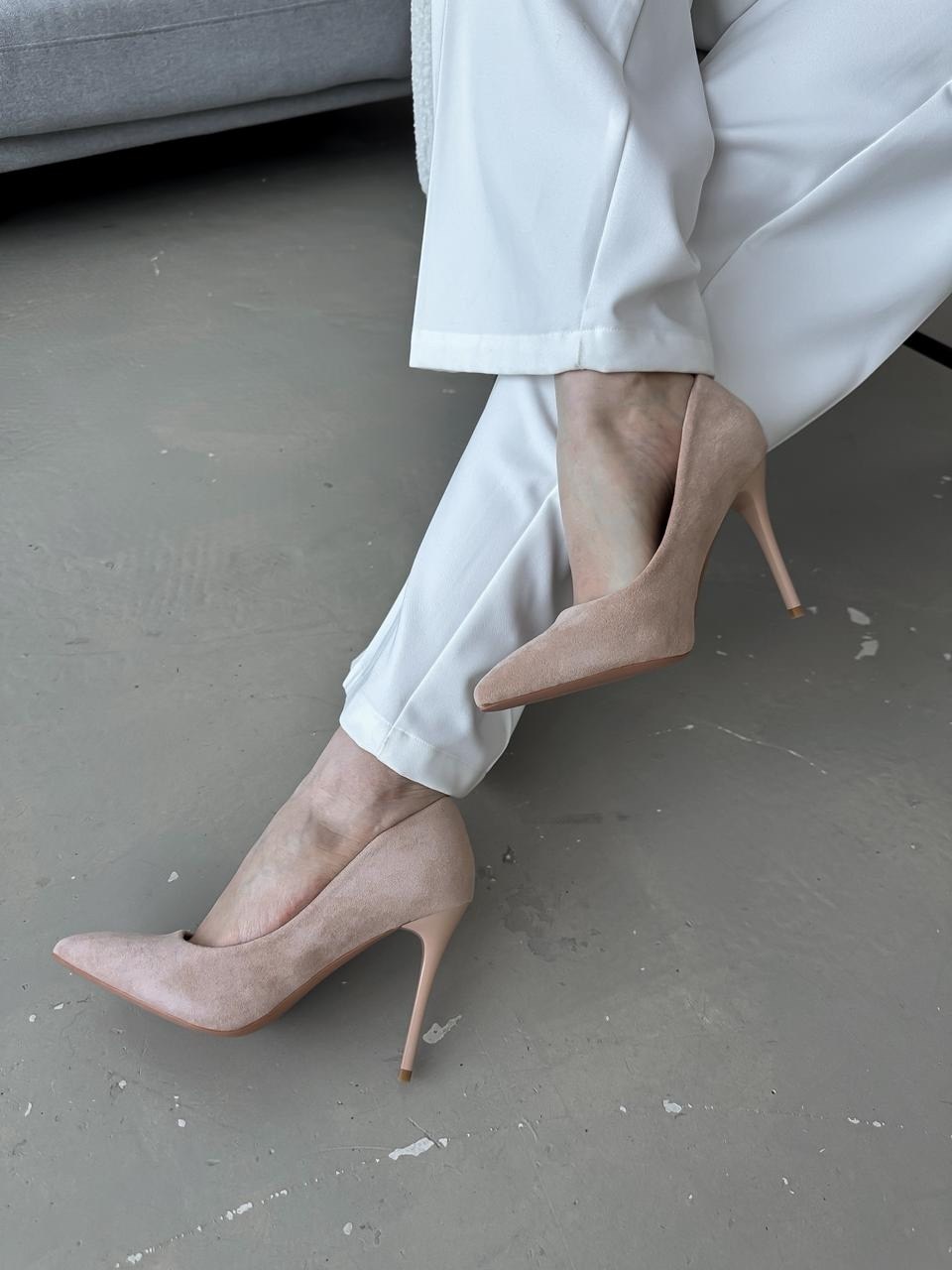 валберис туфли бежевые замшевые лодочки,бежевые туфли,туфли лодочка,туфли лодочки женские,пудровые туфли на каблуке