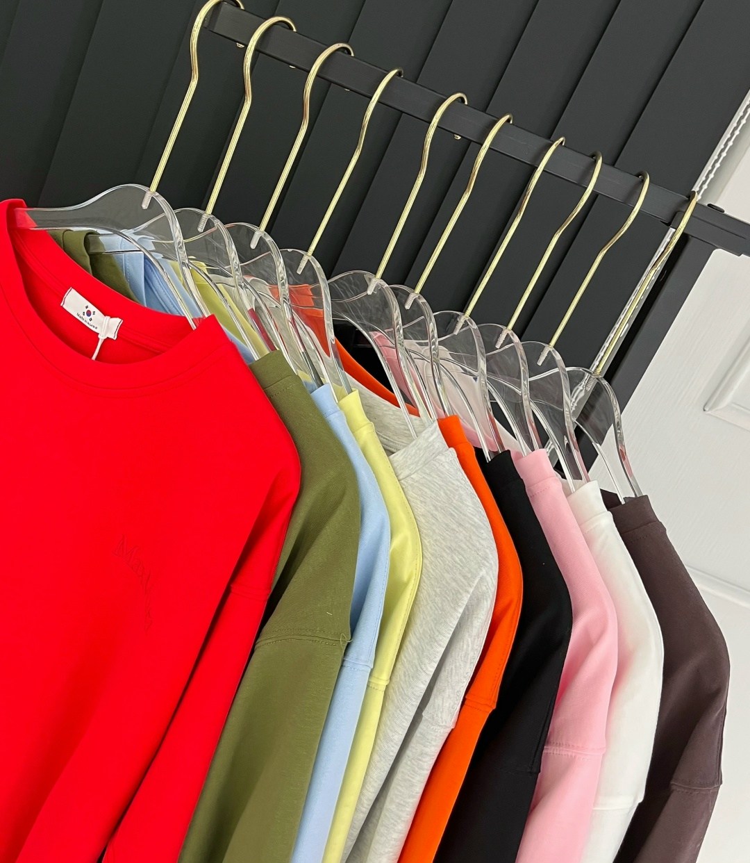 оранжевая футболка,футболки оверсайз,футболка оверсайз оранжевая,футболки женская,стиль футболка